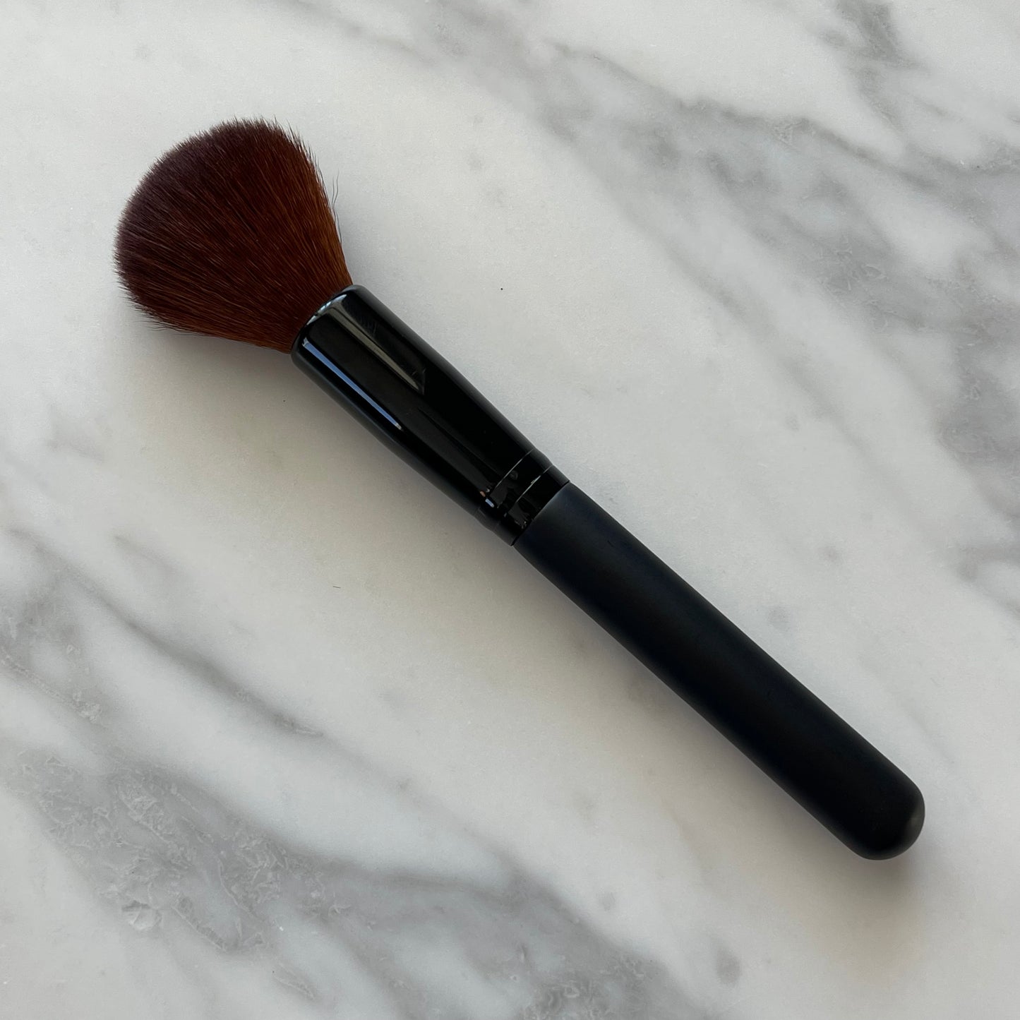 Lux Large Rounded Face Brush